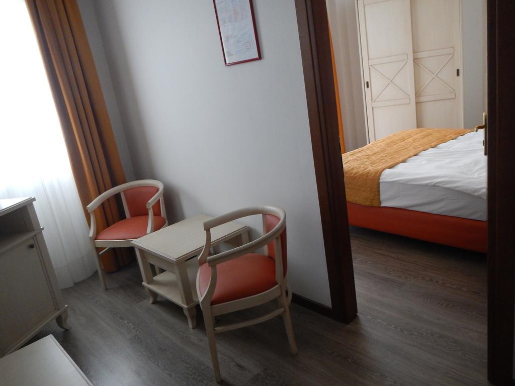 לידו די ג'סולו Regent'S Hotel מראה חיצוני תמונה