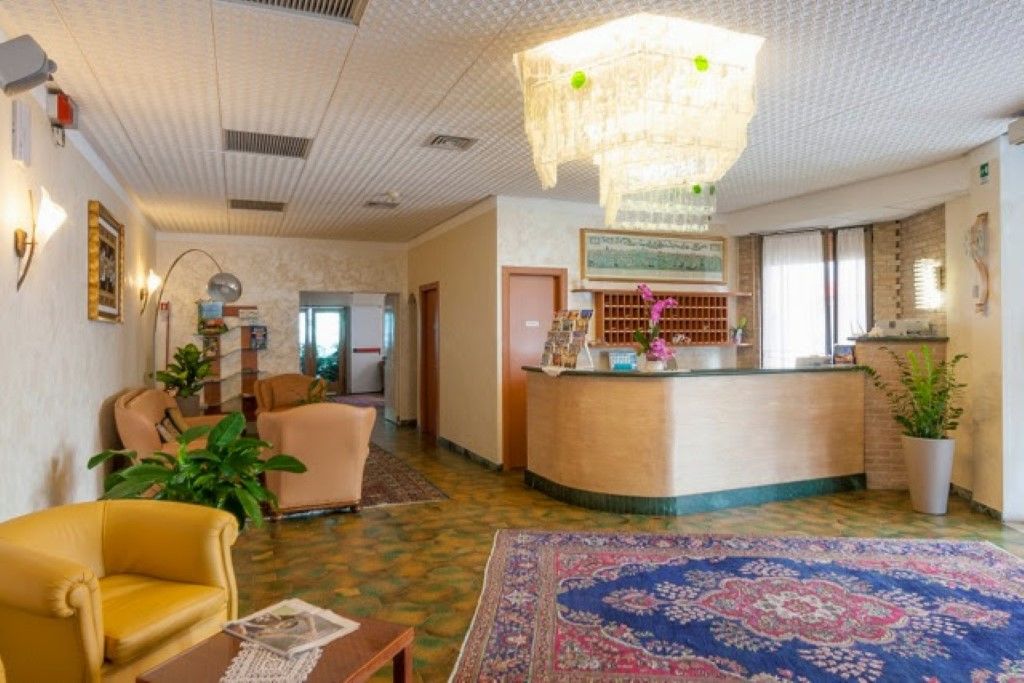 לידו די ג'סולו Regent'S Hotel מראה חיצוני תמונה